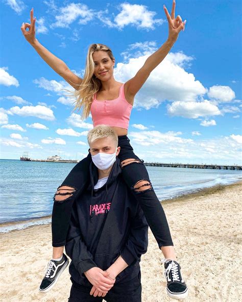 nastu nago|NATSU (@natalia.karczmarczyk) • Instagram photos and videos.